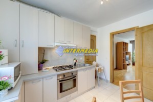 apartament-3-camere-de-inchiriat-centru-7